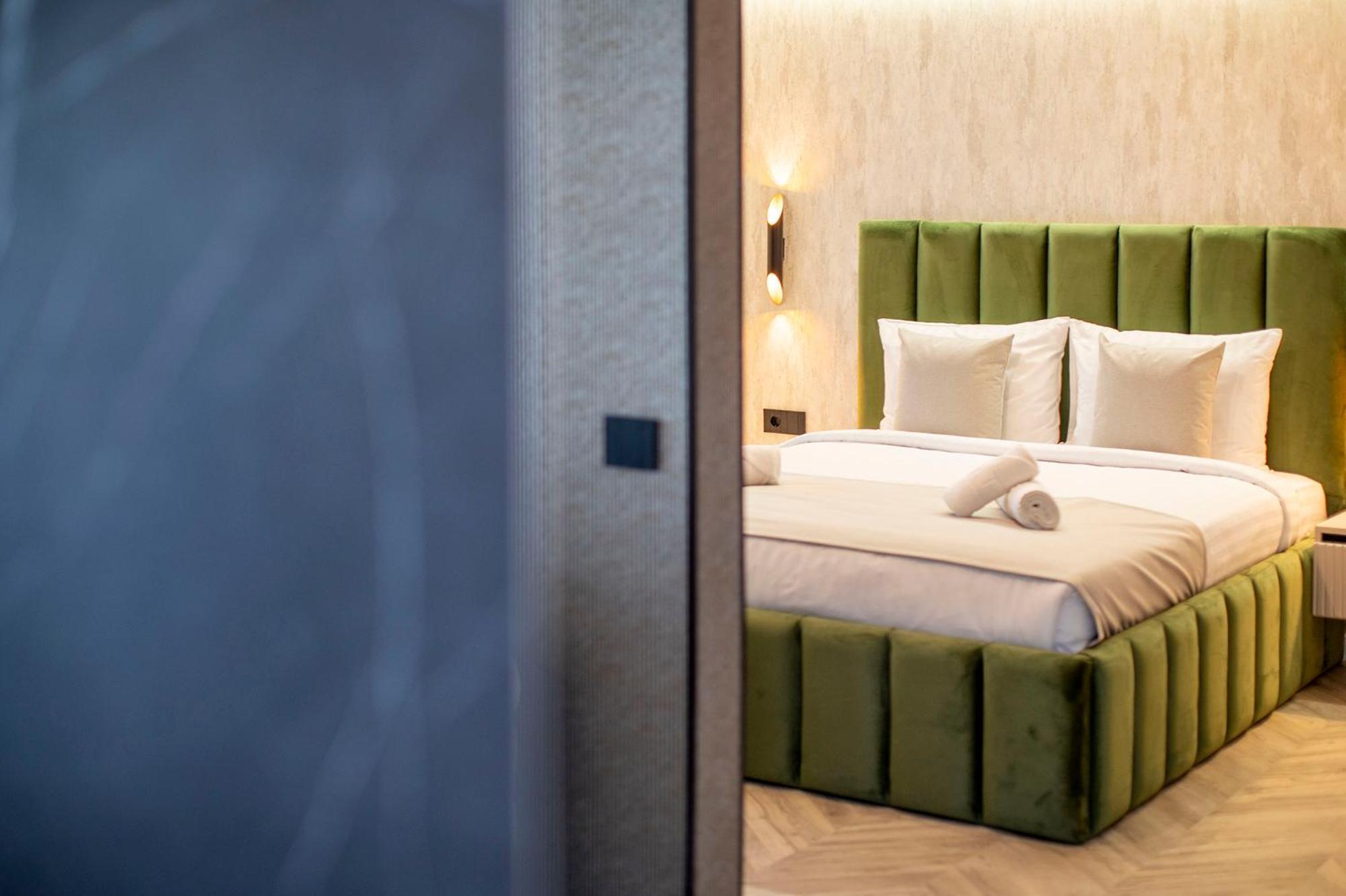 Boudoir 139 Apartments City Tower -18Th Floor Cluj-Napoca Eksteriør billede