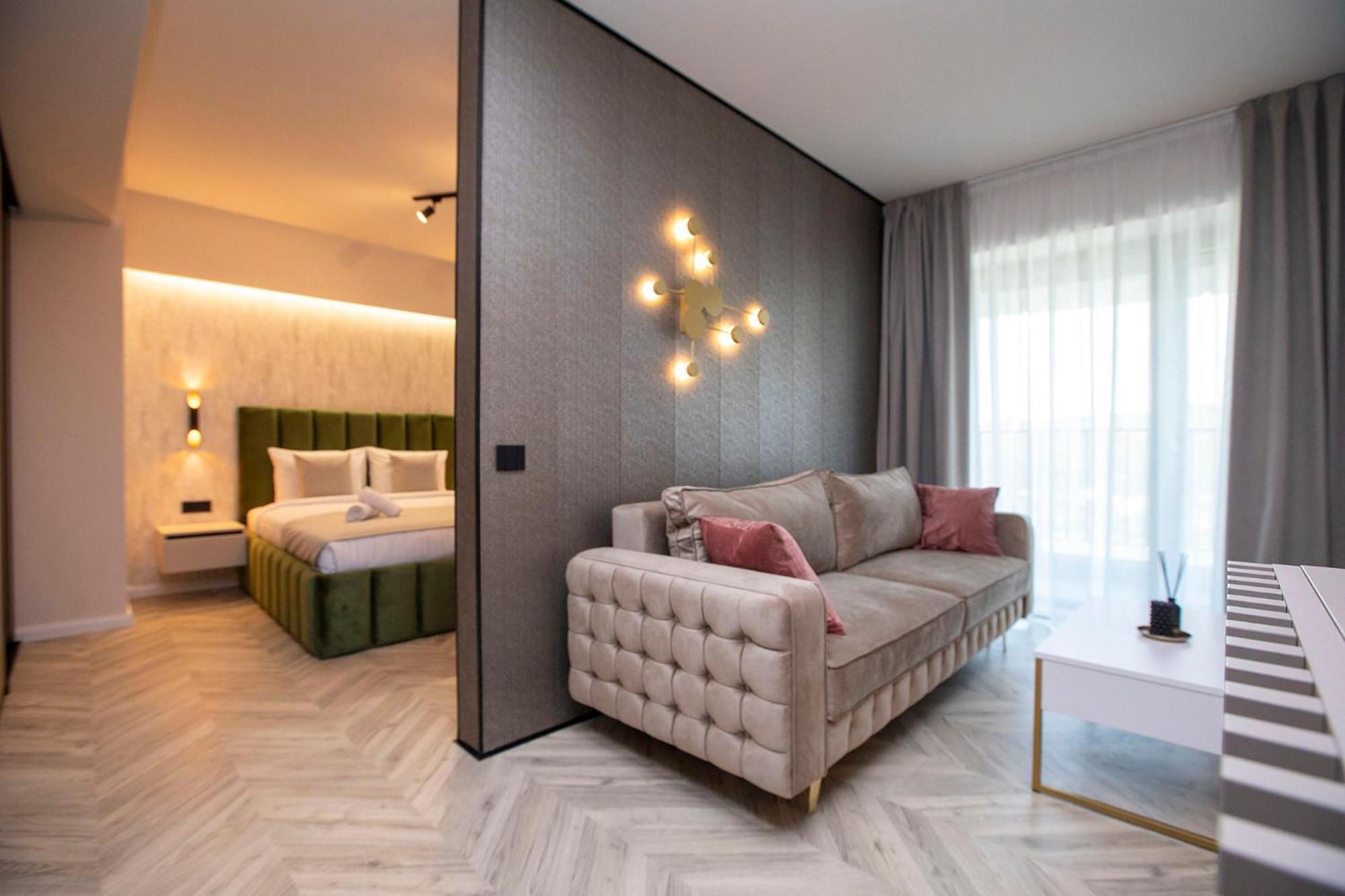 Boudoir 139 Apartments City Tower -18Th Floor Cluj-Napoca Eksteriør billede