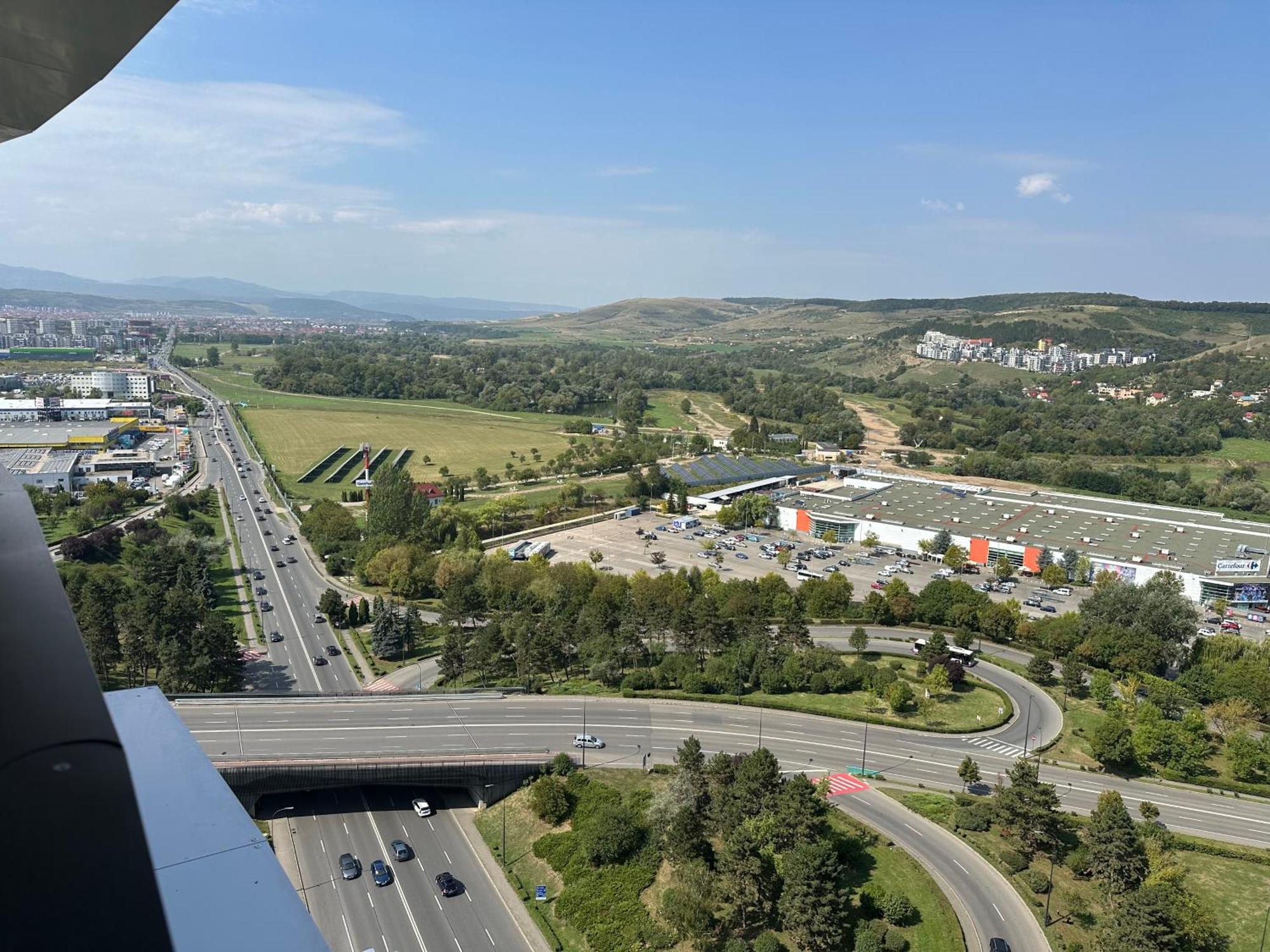 Boudoir 139 Apartments City Tower -18Th Floor Cluj-Napoca Eksteriør billede
